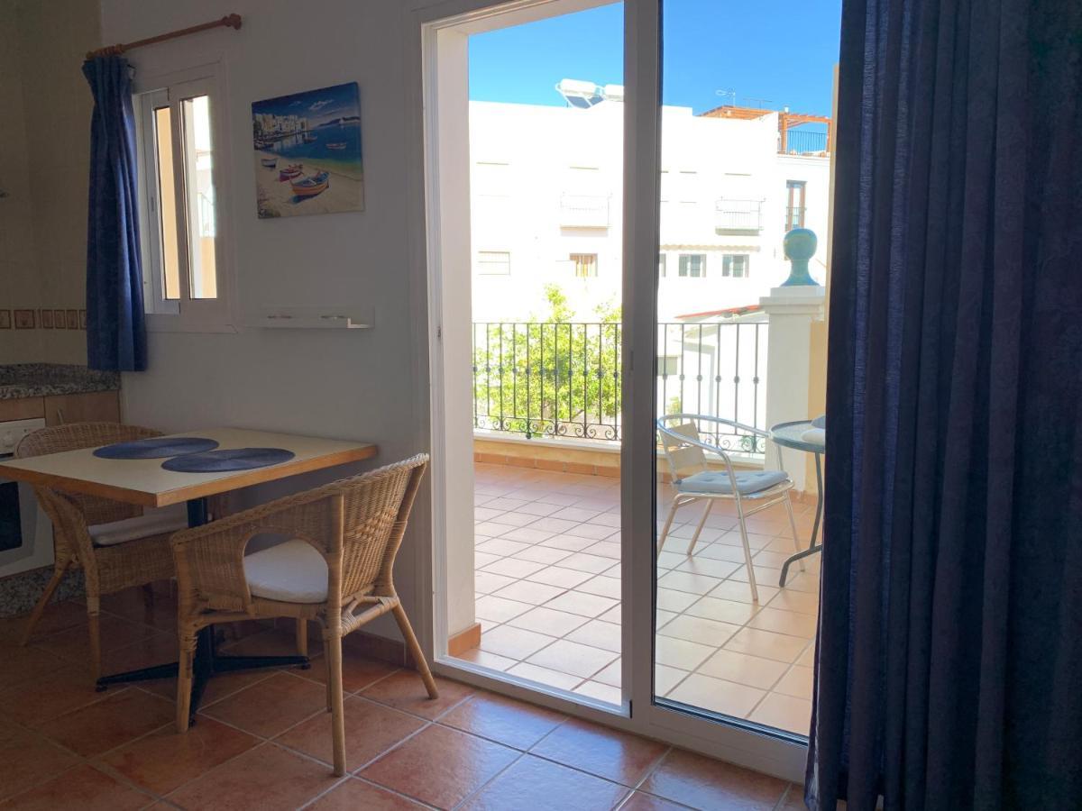 Apartamentos Nerjaluna Екстериор снимка