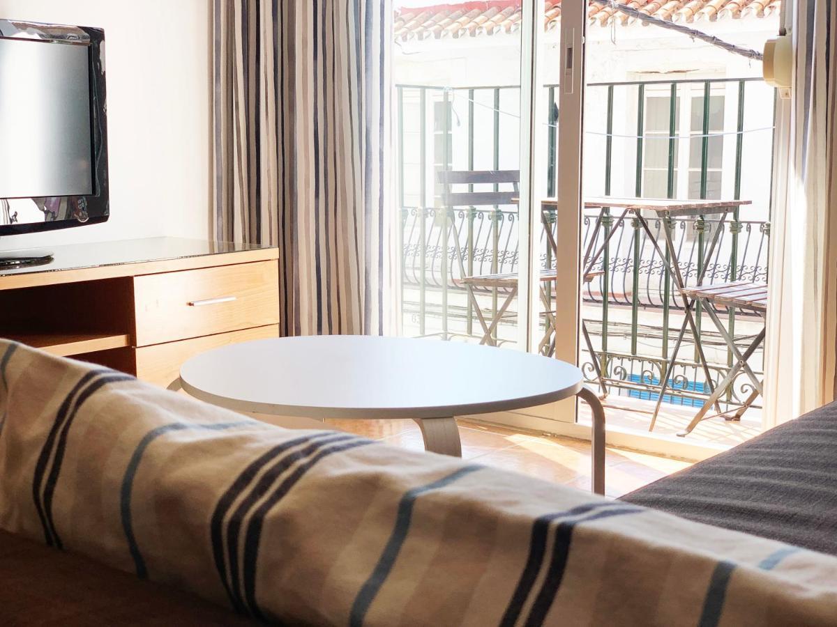 Apartamentos Nerjaluna Екстериор снимка